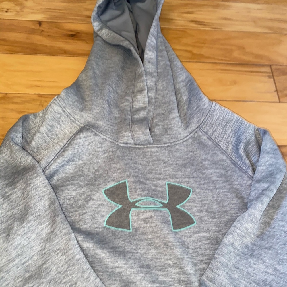 Under armor sweatshirt